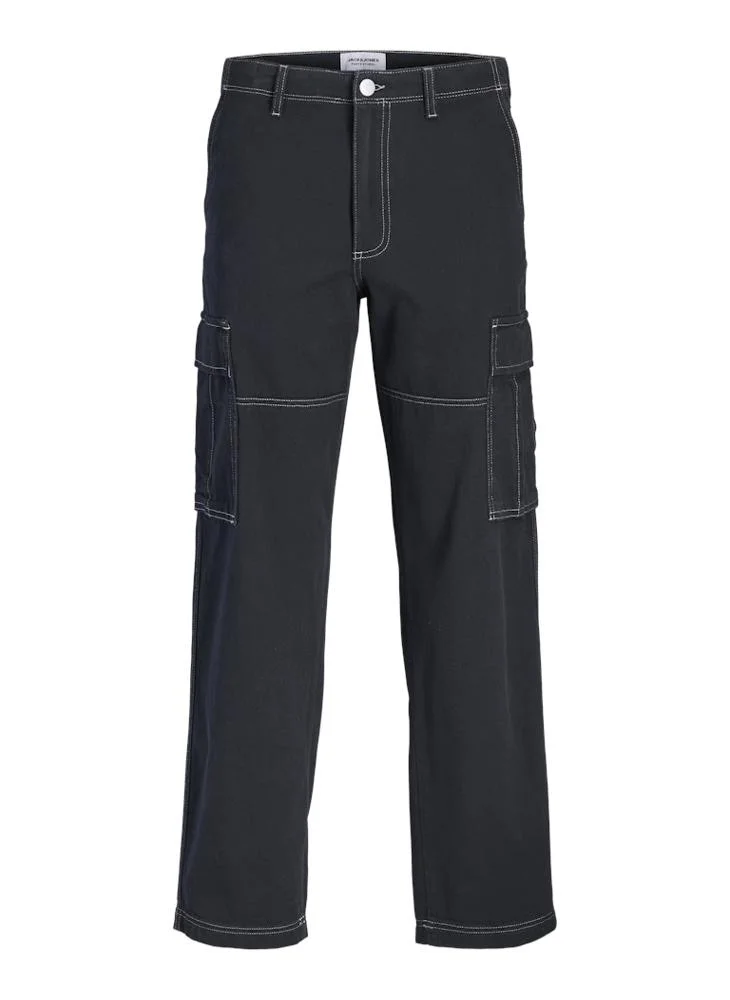 JACK & JONES  Contrast Loose fit cargo pants for Men | Best Price UAE